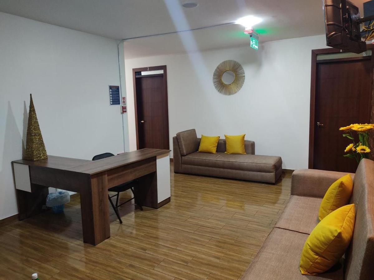 Hospedaje El Girasol Tababela Quito Buitenkant foto